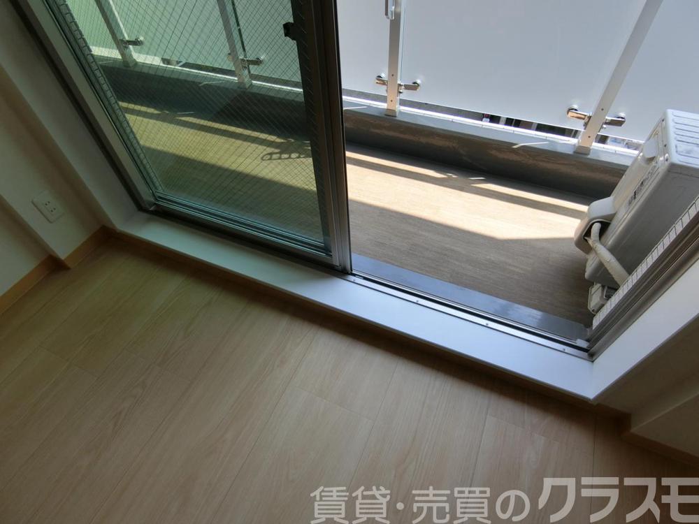 23/30 バルコニー