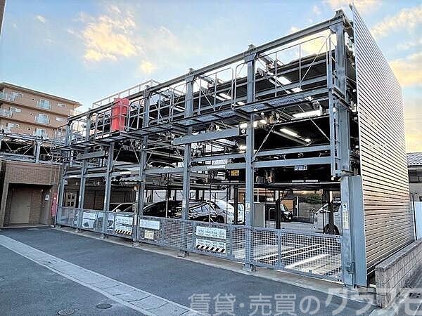 22/30 駐車場