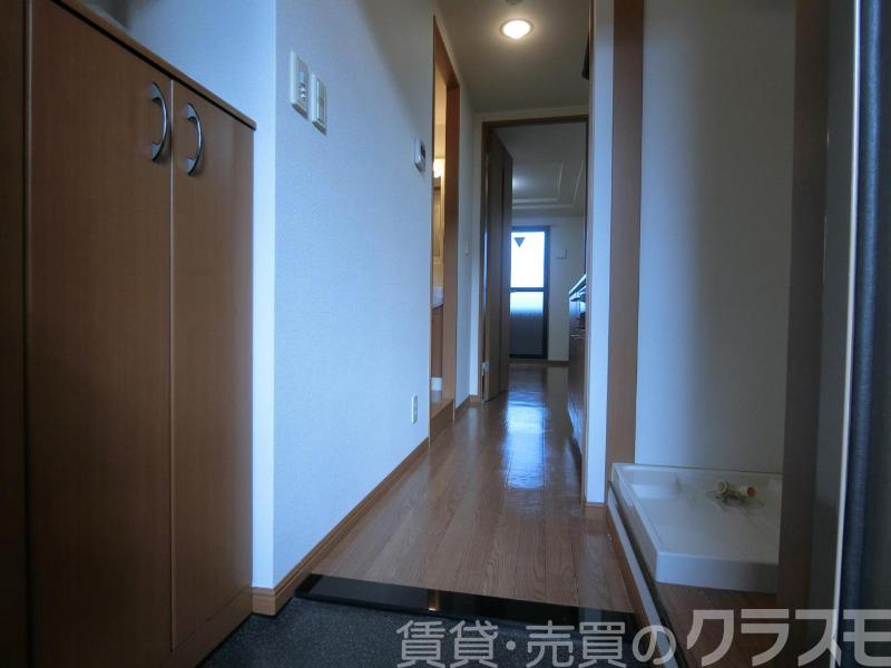 17/30 玄関