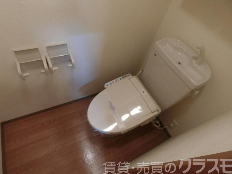 22/30 トイレ