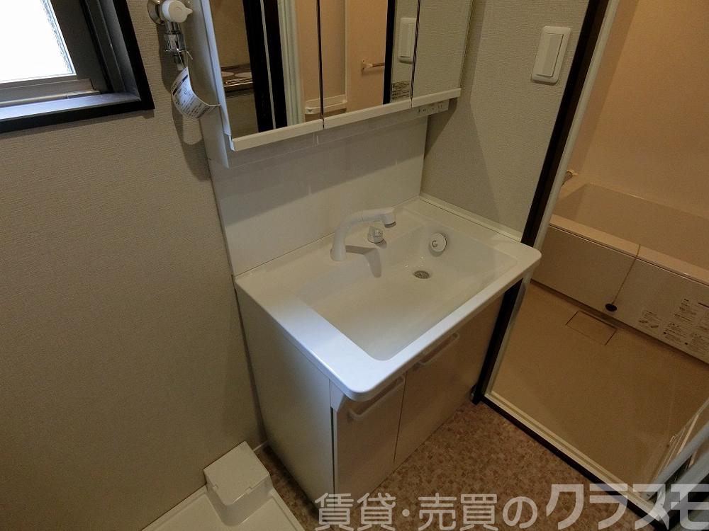 22/30 洗面