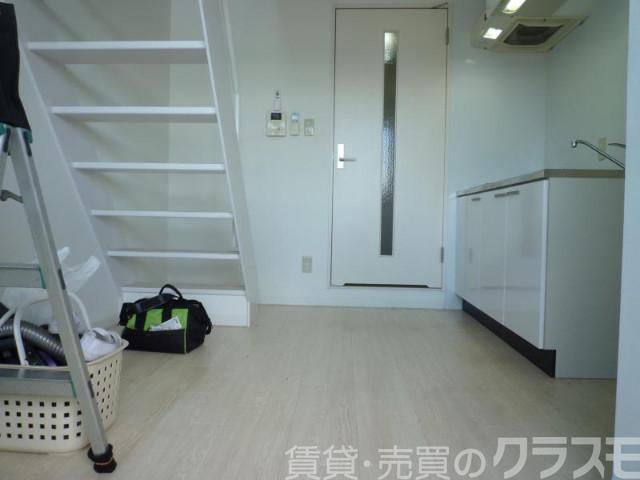 15/30 寝室