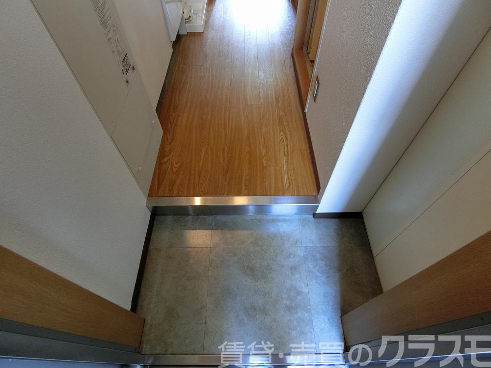 14/30 玄関