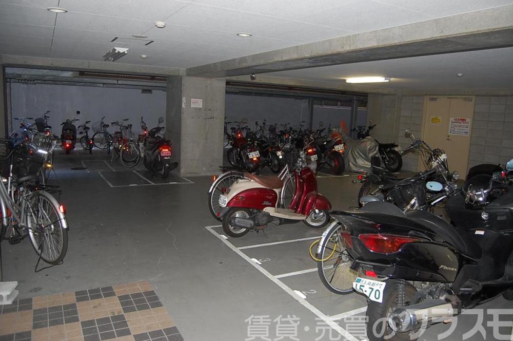 29/30 駐車場