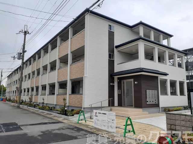 30/30 エントランス