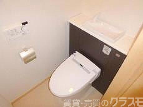 23/30 トイレ