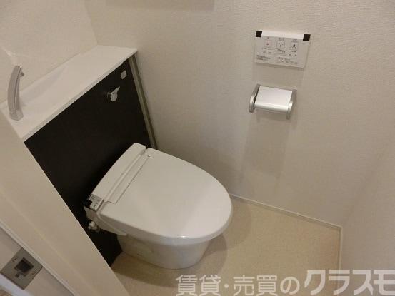 23/30 トイレ