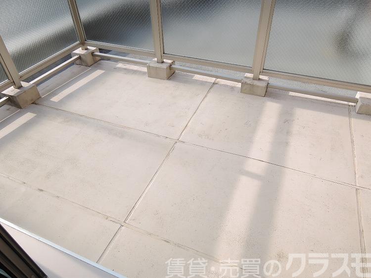 25/30 バルコニー