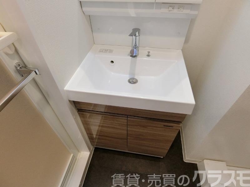 21/30 洗面