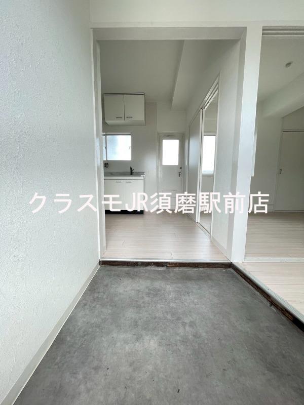 19/30 玄関