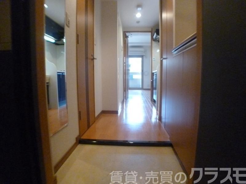 16/30 玄関