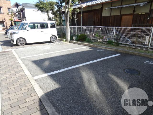 19/30 駐車場