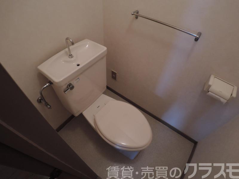 22/30 トイレ