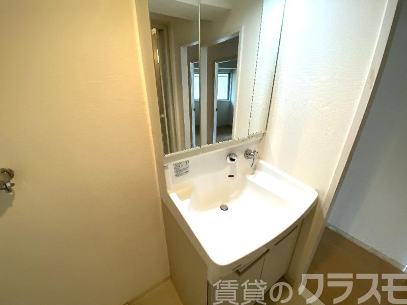 15/30 洗面