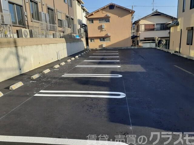 30/30 駐車場
