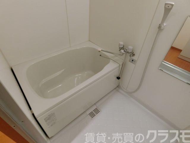 17/30 浴室