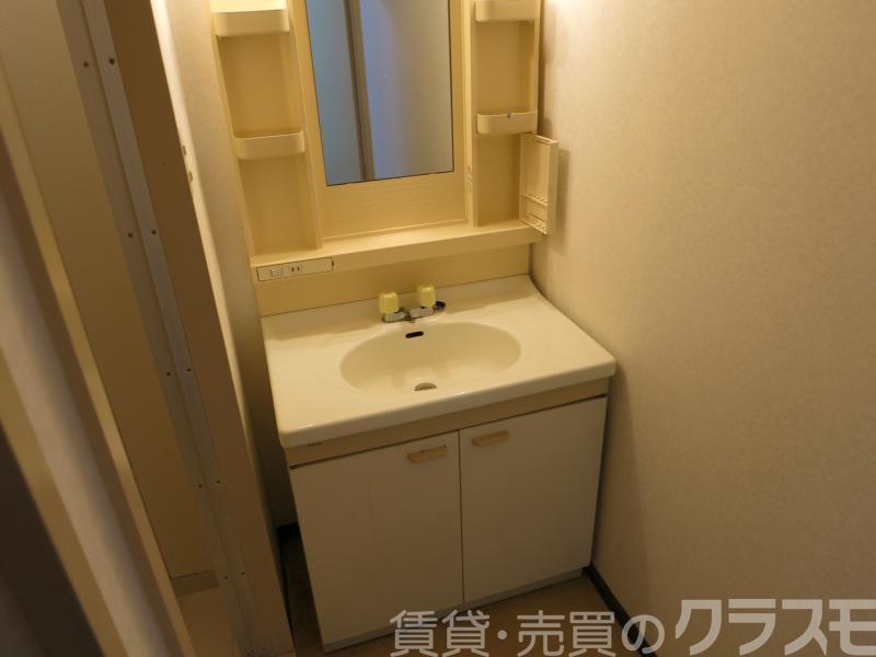 25/30 洗面