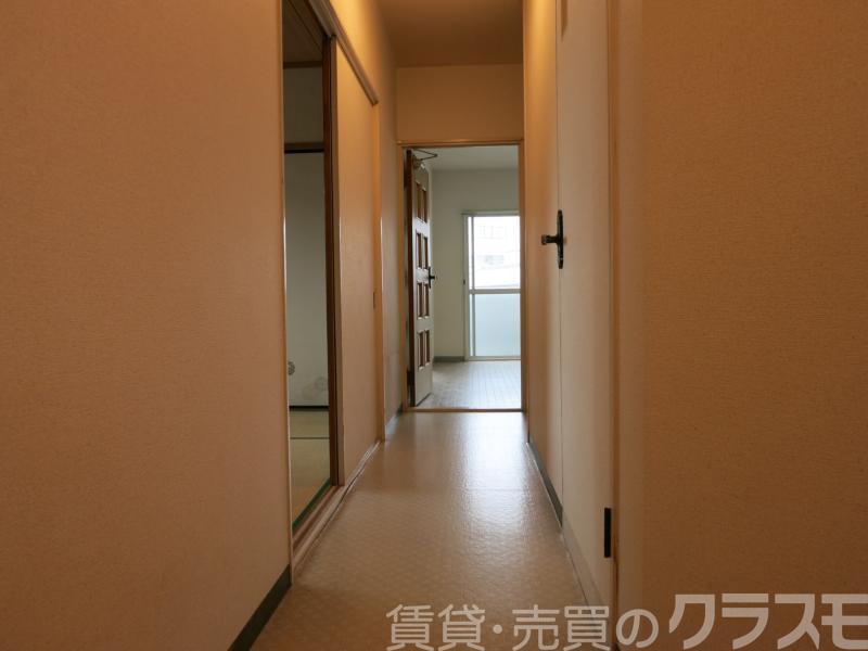 16/30 玄関