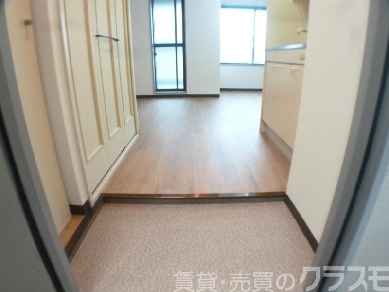 18/30 玄関
