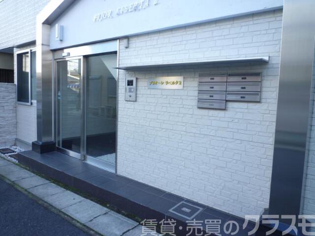 2/3 エントランス