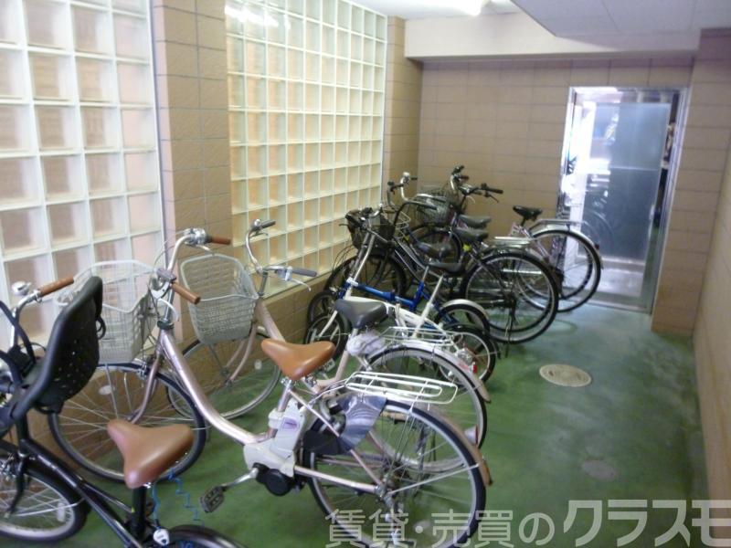 30/30 駐車場