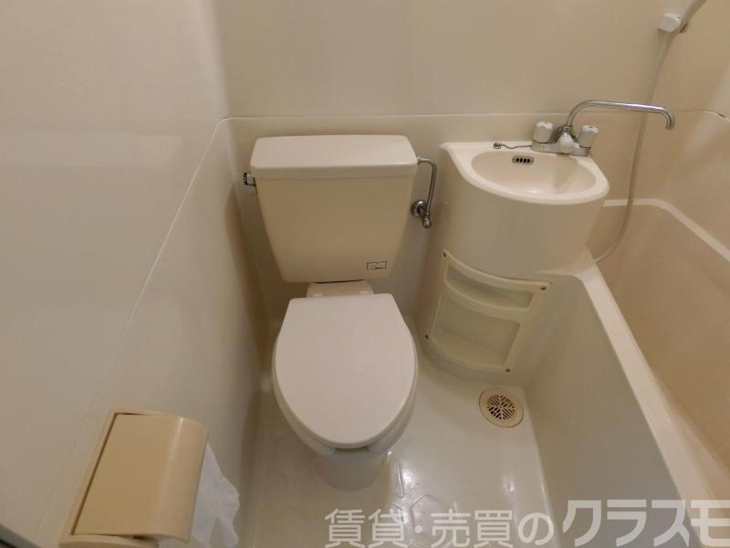 20/30 トイレ