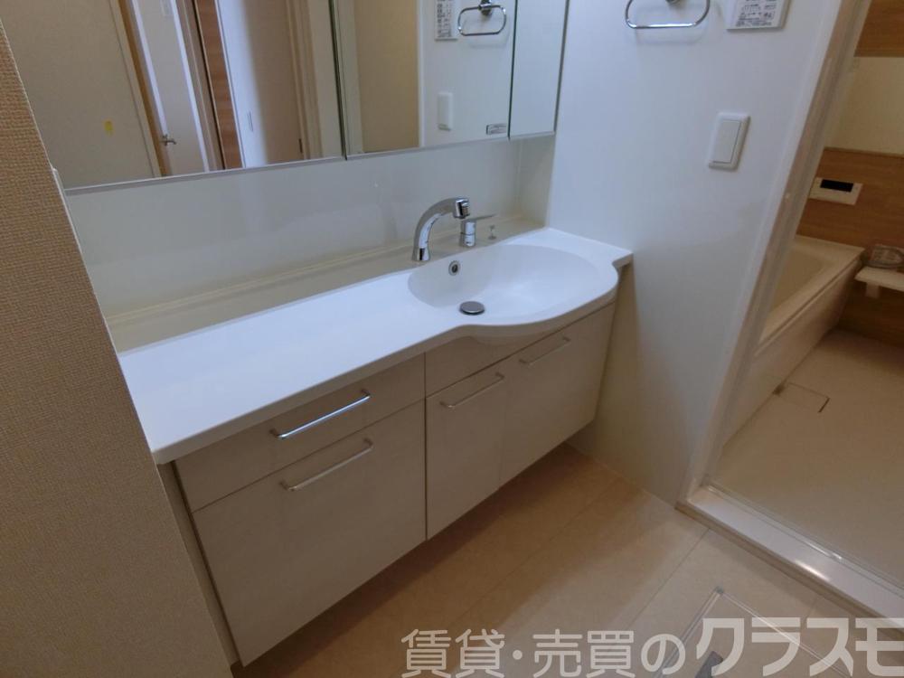 22/30 洗面