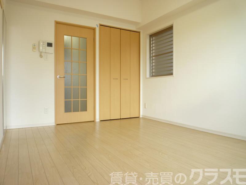 14/30 寝室