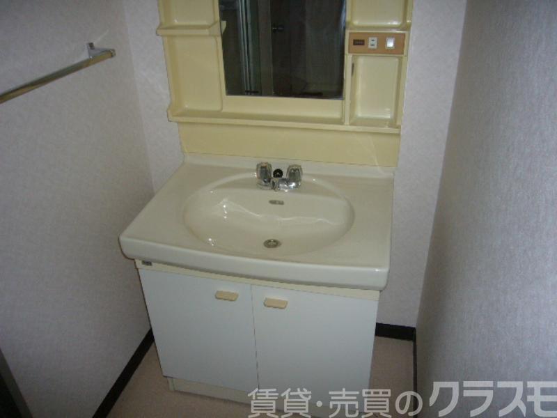 22/30 洗面