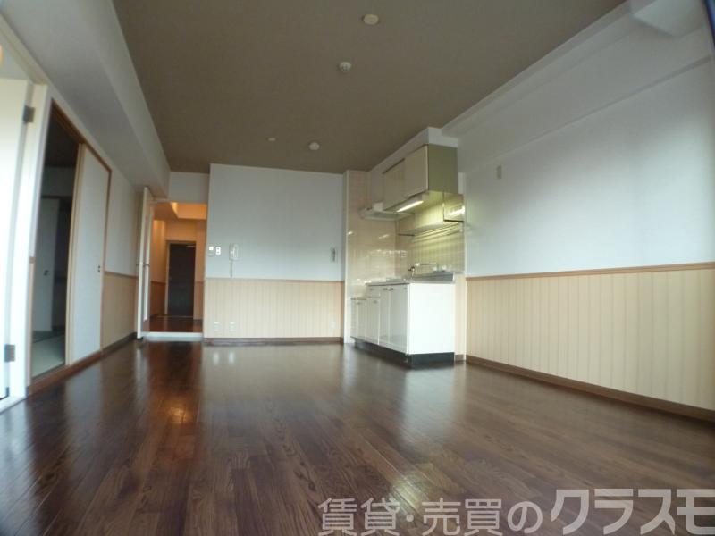 14/30 室内