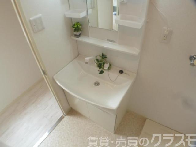 22/30 洗面