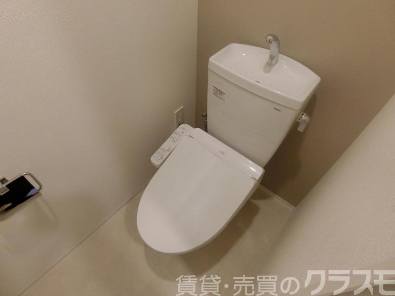 20/30 トイレ