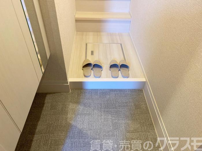 16/30 玄関