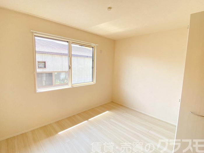 13/30 寝室