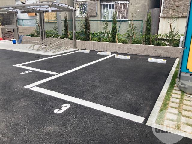 20/30 駐車場