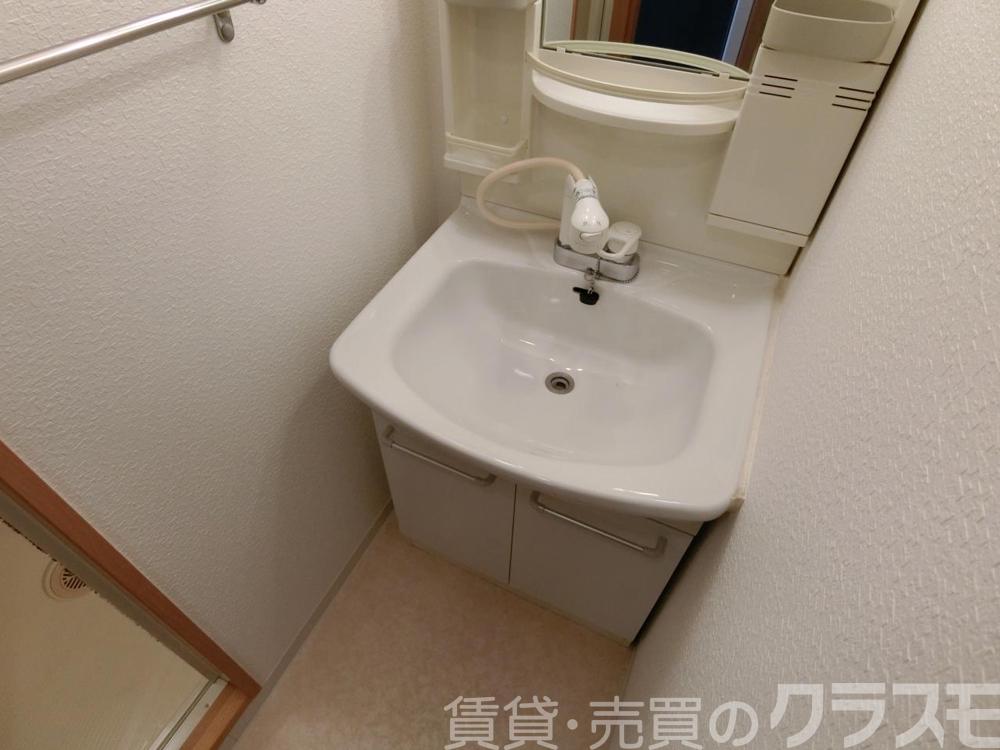 22/30 洗面