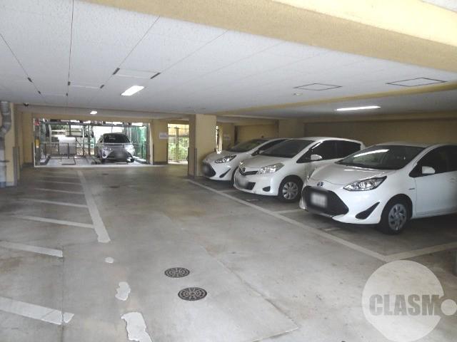 3/10 駐車場