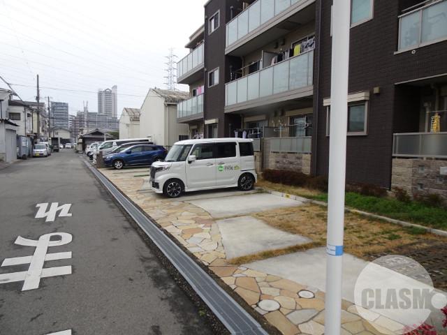 18/24 駐車場
