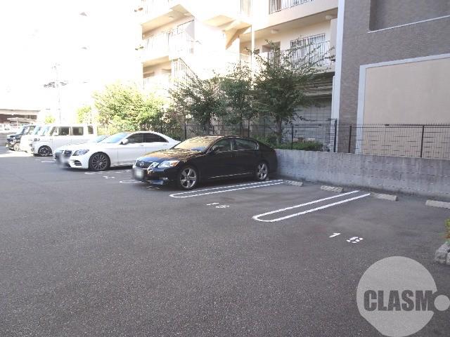 21/30 駐車場