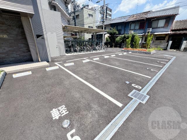 21/30 駐車場
