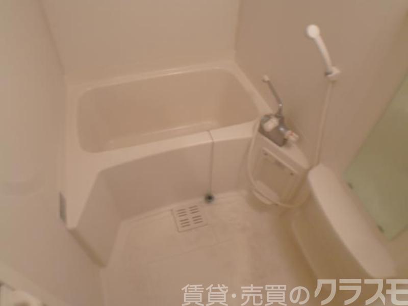 20/30 浴室