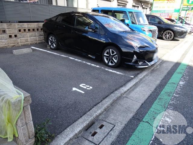 18/30 駐車場