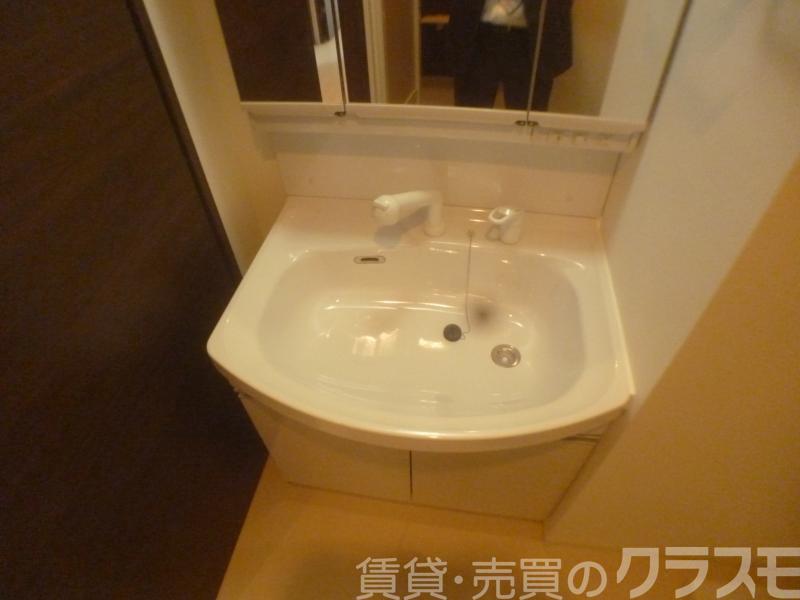 24/30 洗面