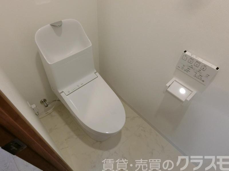 22/30 トイレ