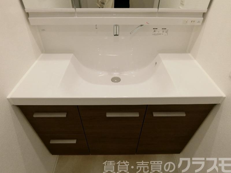 22/30 洗面