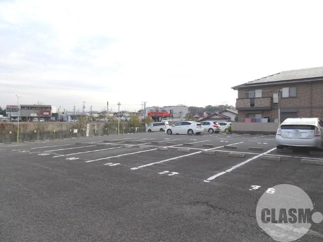 2/11 駐車場