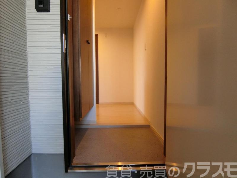 17/30 玄関
