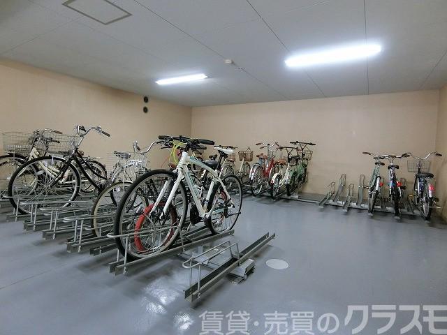 28/30 駐車場