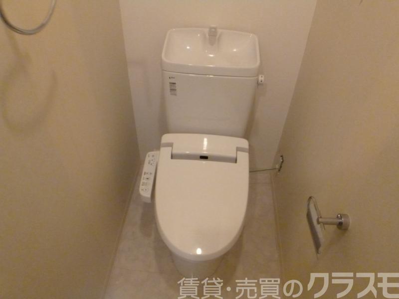 23/30 トイレ