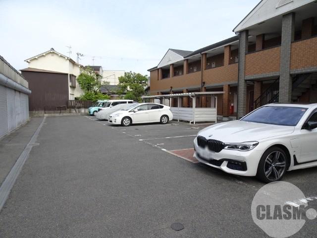 2/13 駐車場